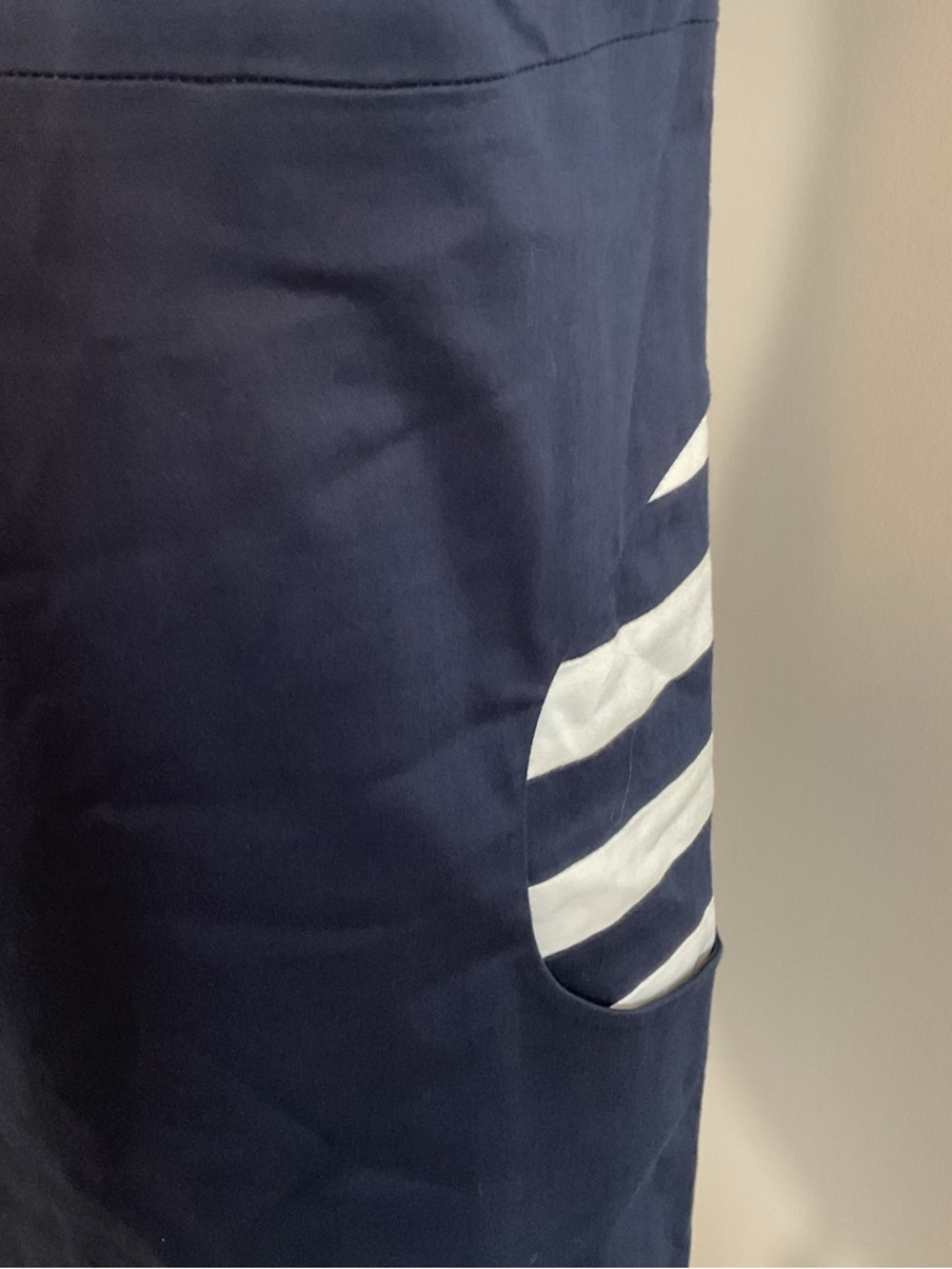 NWT Julie Brown Navy Cream Striped Sleeveless Shift Dress Size 8 Stretch Cotton - Picture 3 of 5